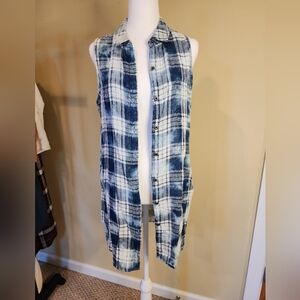 Kenneth Cole Reaction button front long vest